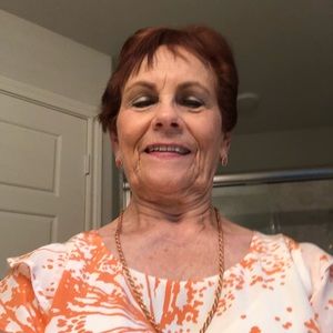 Meet your Posher, Oralee